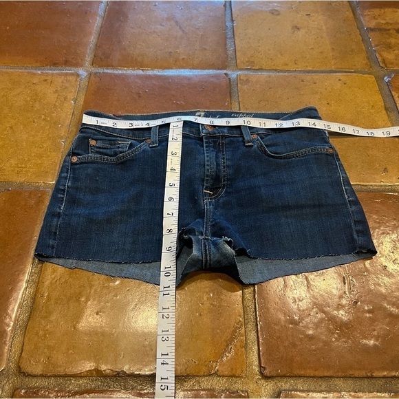 7 For All Mankind Gwenevere Cut Off Jean Shorts Size 30 Women’s - Picture 5 of 6